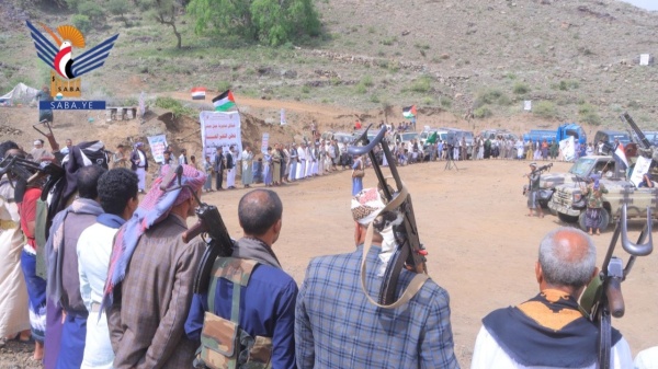 تعز قبائل جبل حبشي تعلن النفير العام لإنهاء العدوان تعز قبائل جبل حبشي تعلن النفير العام لإنهاء العدوان