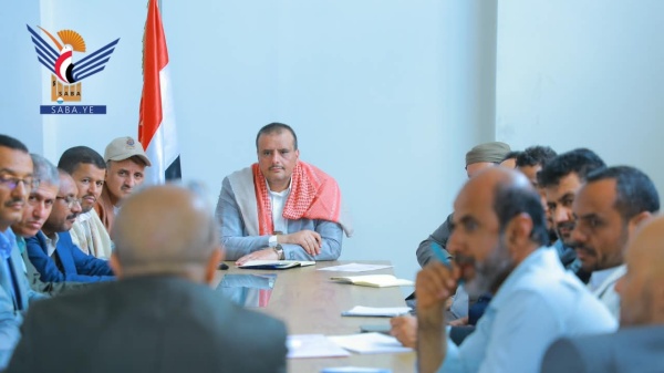 البشيري والهادي يناقشان آليات دعم مشاريع التمكين الاقتصادي بمحافظة صنعاء