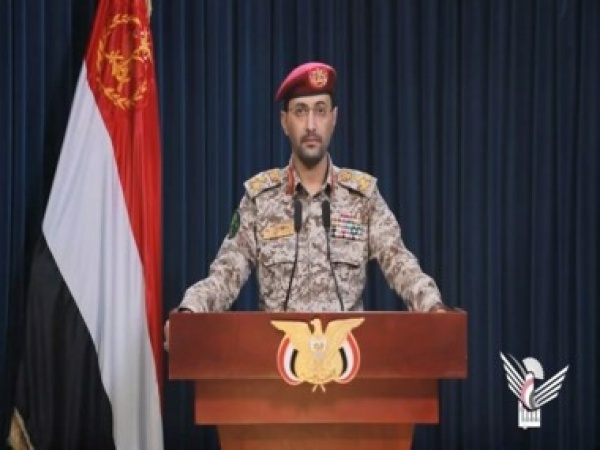 القوات المسلحة تصدينا لطيران حربي للعدو السعودي حاول منع طائرة إيرانية من الهبوط بمطار صنعاء القوات المسلحة تصدينا لطيران حربي للعدو السعودي حاول منع طائرة إيرانية من الهبوط بمطار صنعاء