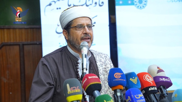 رئيس هيئة الأوقاف يثمن دور العلماء ووقوفهم المشرف في نصرة قضايا الأمة رئيس هيئة الأوقاف يثمن دور العلماء ووقوفهم المشرف في نصرة قضايا الأمة
