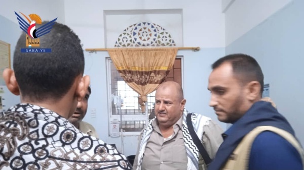 تعز زيارة ضحايا جريمة العدو السعودي بعزلة أخدوع أسفل وتوزيع مساعدات إغاثية للأسر النازحة تعز زيارة ضحايا جريمة العدو السعودي بعزلة أخدوع أسفل وتوزيع مساعدات إغاثية للأسر النازحة