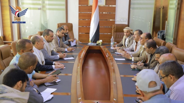 مناقشة آليات التعاون بين وزارتي الاقتصاد والإعلام مناقشة آليات التعاون بين وزارتي الاقتصاد والإعلام