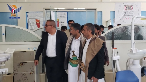 أمين عام رئاسة الجمهورية يط لع على الأداء الأكاديمي بكلية الطب بجامعة المحويت أمين عام رئاسة الجمهورية يط لع على الأداء الأكاديمي بكلية الطب بجامعة المحويت