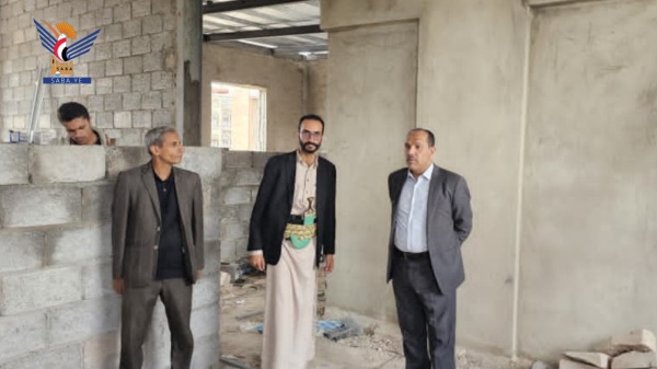 رئيس جامعة صنعاء يط لع على أعمال البناء والتوسعة لمعامل كلية الحاسوب رئيس جامعة صنعاء يط لع على أعمال البناء والتوسعة لمعامل كلية الحاسوب