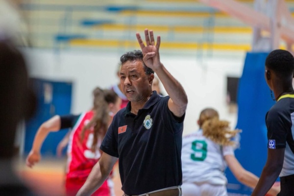 إناث المنتخب المغربي يقسون على منتخب الجزائر ذهابا وإيابا إناث المنتخب المغربي يقسون على منتخب الجزائر ذهابا وإيابا