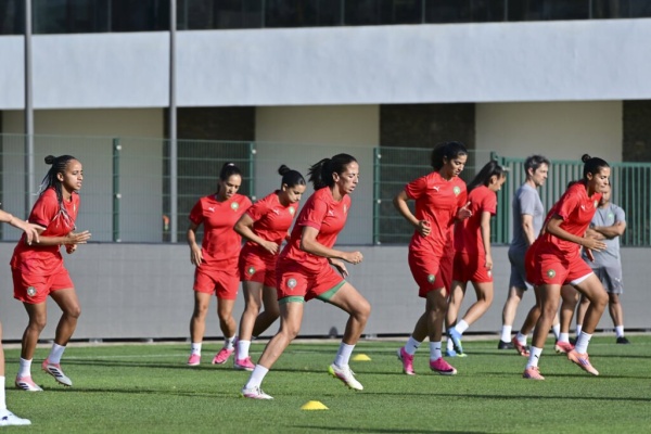 المنتخب الوطني يستأنف تدريباته استعدادا لمواجهة نظيره السينغالي المنتخب الوطني يستأنف تدريباته استعدادا لمواجهة نظيره السينغالي