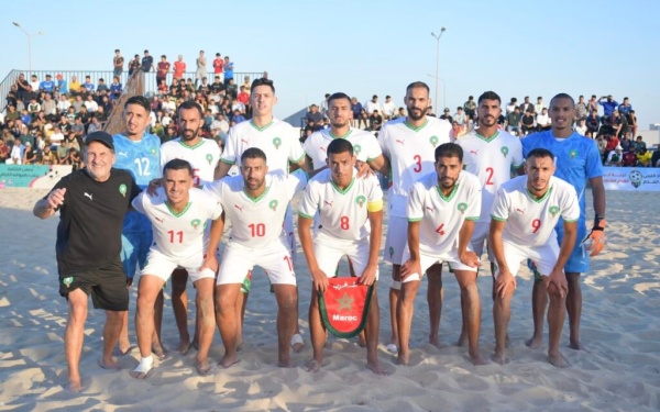 منتخب الكرة الشاطئية يهزم ليبيا ويقترب من كان السنغال