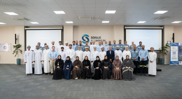 صحار ألمنيوم تعـز ز مسار خفض الإنبعاثات الكربونية وتدعم تحو ل الصناعة نحو الاستدامة