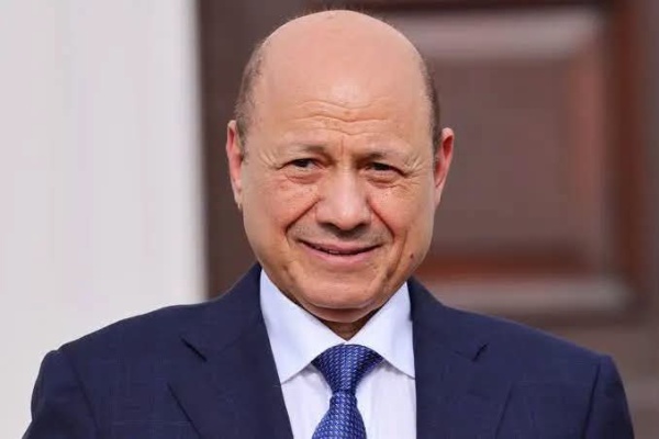 العليمي يعلن بدء العمل على استئناف تصدير النفط العليمي يعلن بدء العمل على استئناف تصدير النفط