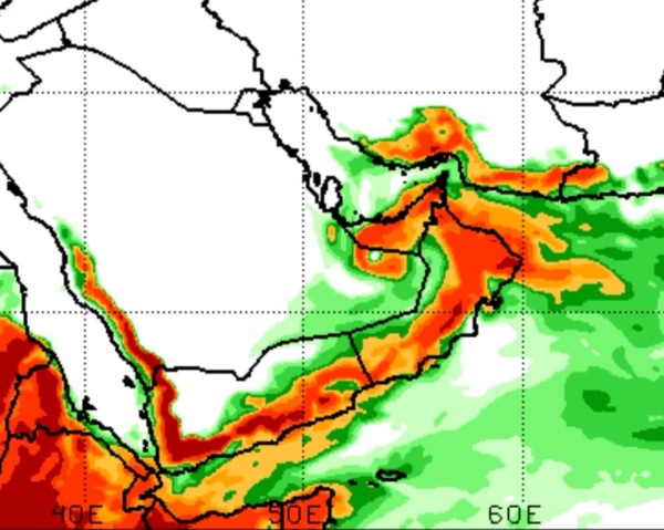 خبير في الطقس أمطار غزيرة على بعض المناطق الجبلية قد تصاحبها البروق والرياح وحبات البرد