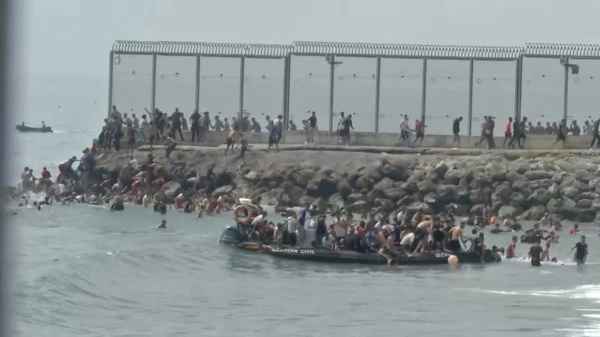 السفارة اليمنية بالرباط توضح حول المفقودين من اليمنيين في المغرب السفارة اليمنية بالرباط توضح حول المفقودين من اليمنيين في المغرب