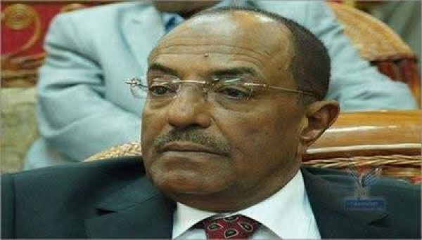 فيما يوسع العليمي كشوفات الإعاشة الصحفي المخضرم محبوب علي بلا راتب منذ 10 سنوات والرئاسة تتجاهل مراجعاته فيما يوسع العليمي كشوفات الإعاشة الصحفي المخضرم محبوب علي بلا راتب منذ 10 سنوات والرئاسة تتجاهل مراجعاته