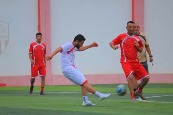 منتخب قدامى اللاعبين يواصل معسكره الداخلي في المكلا استعداد ا لبطولة الخليج منتخب قدامى اللاعبين يواصل معسكره الداخلي في المكلا استعداد ا لبطولة الخليج