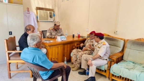 اليمن لجنة عسكرية تبدأ حصر أصول وزارة الدفاع وتقييم مستشفياتها في عدن اليمن لجنة عسكرية تبدأ حصر أصول وزارة الدفاع وتقييم مستشفياتها في عدن