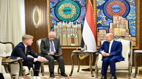 الرياض العليمي يقول ان السلام المستدام في اليمن يتطلب استعادة مؤسسات الدولة وإنهاء المشروع الإيراني الرياض العليمي يقول ان السلام المستدام في اليمن يتطلب استعادة مؤسسات الدولة وإنهاء المشروع الإيراني