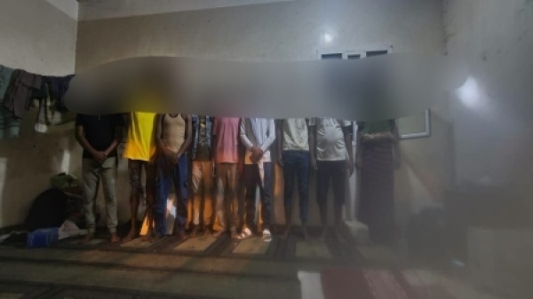 اليمن ضبط شبكة لتهريب المهاجرين والممنوعات في المهرة