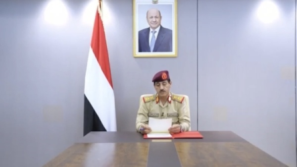 اليمن الجيش يحذر من رد بكل الوسائل على خرق إيران والحوثيين للأجواء اليمن الجيش يحذر من رد بكل الوسائل على خرق إيران والحوثيين للأجواء