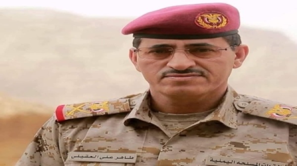 اليمن وزير الدفاع يعلن رفع الجاهزية القتالية عقب دعوة رئاسية للالتحام واستئناف تصدير النفط اليمن وزير الدفاع يعلن رفع الجاهزية القتالية عقب دعوة رئاسية للالتحام واستئناف تصدير النفط