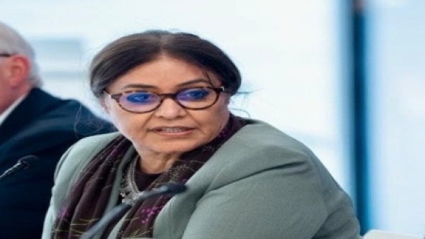 واشنطن سفيرة اليمن لدى الولايات المتحدة تدعو إلى موقف دولي أكثر حزم ا لردع الحوثيين وحماية الملاحة في البحر الأحمر واشنطن سفيرة اليمن لدى الولايات المتحدة تدعو إلى موقف دولي أكثر حزم ا لردع الحوثيين وحماية الملاحة في البحر الأحمر