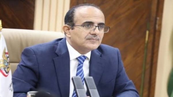 اليمن وزير الصحة يوجه برفع الجاهزية الطبية في حضرموت ومأرب لإسعاف جرحى القصف العسكري اليمن وزير الصحة يوجه برفع الجاهزية الطبية في حضرموت ومأرب لإسعاف جرحى القصف العسكري