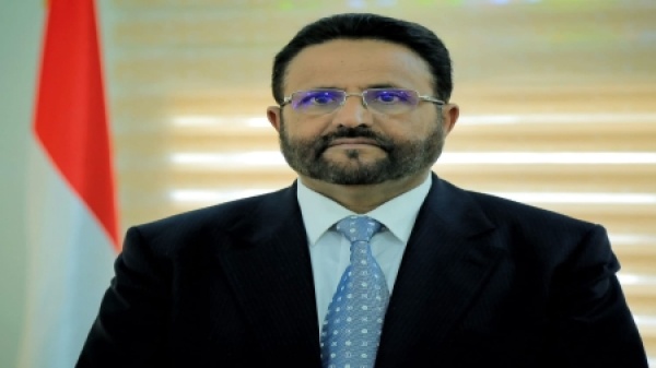 اليمن العرادة يدعو لضغوط دولية أكبر على الحوثيين ويؤكد دعم أمن البحر الأحمر