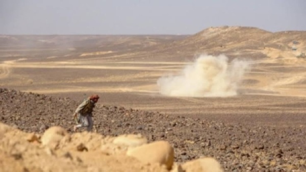 اليمن القوات الحكومية تعلن شن عمليات واسعة وتكثيف الضربات الجوية ضد الحوثيين في عدة جبهات