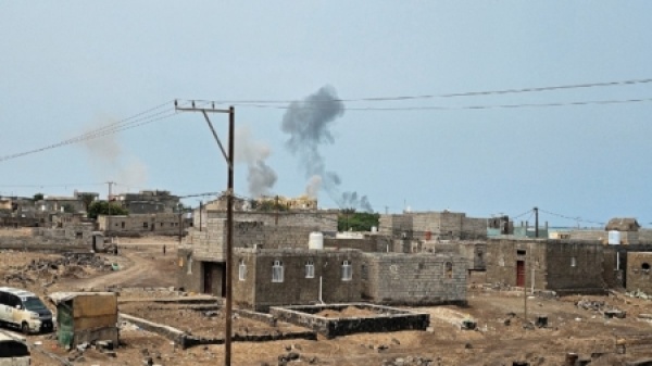 اليمن الحوثيون يصلون المخا ويقتربون من بسط سيطرتهم على مضيق باب المندب اليمن الحوثيون يصلون المخا ويقتربون من بسط سيطرتهم على مضيق باب المندب