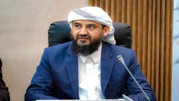 اليمن المحرمي يدعو القوات إلى الثبات ويشيد بإسناد التحالف بقيادة السعودية