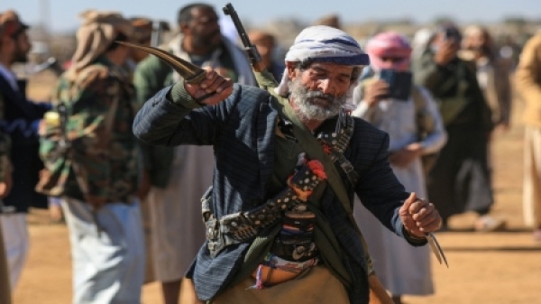 الرياض التحالف ينفي تهديد القبائل اليمنية ووزارة الدفاع تعتذر عن تصريح خاطئ عقب انتقادات حقوقية وتوعد حوثي
