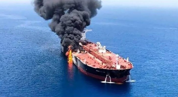 اقمار صناعية تظهر تراجع حركة الملاحة بالمندب للثلث اقمار صناعية تظهر تراجع حركة الملاحة بالمندب للثلث