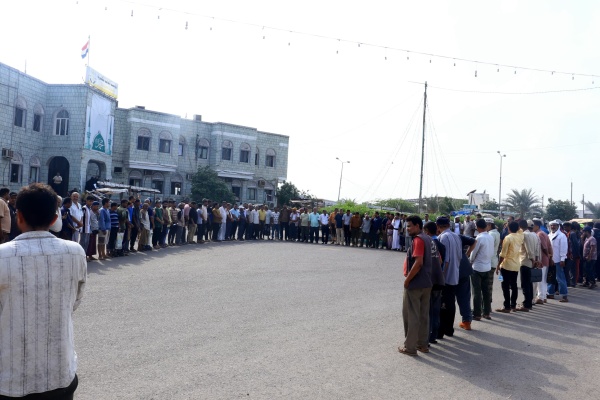 قطاع الكهرباء بالحديدة يؤكد الجهوزية والاستنفار لإنهاء الحصار ودعم خيارات القيادة قطاع الكهرباء بالحديدة يؤكد الجهوزية والاستنفار لإنهاء الحصار ودعم خيارات القيادة