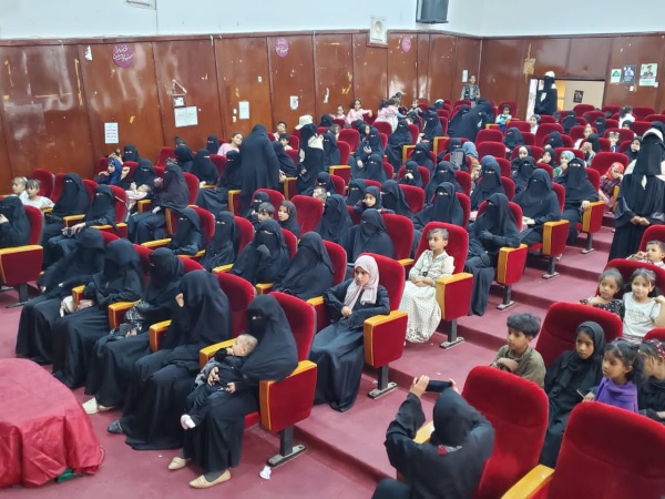 الهيئة النسائية في البيضاء تدشن فعاليات ذكرى استشهاد الإمام زيد الهيئة النسائية في البيضاء تدشن فعاليات ذكرى استشهاد الإمام زيد