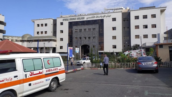 مجمع الشفاء يطالب بإدخال مستلزمات القسطرة الطبية إلى غزة مجمع الشفاء يطالب بإدخال مستلزمات القسطرة الطبية إلى غزة