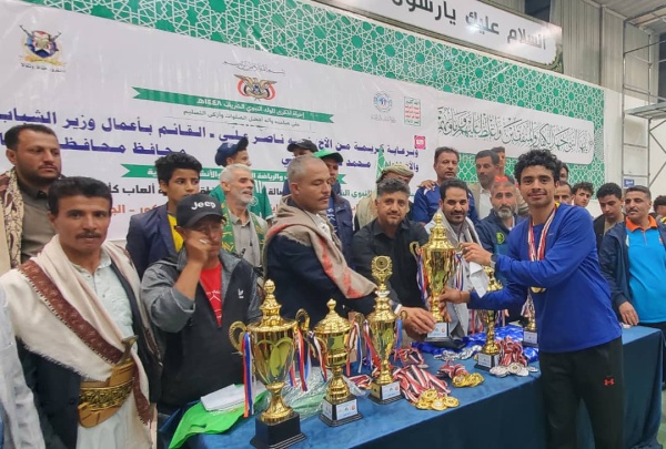 الشرارة بطل كرة القدم والحسولي وموسى يتوجان بسباق الطريق في ختام دورة المولد النبوي بذمار الشرارة بطل كرة القدم والحسولي وموسى يتوجان بسباق الطريق في ختام دورة المولد النبوي بذمار