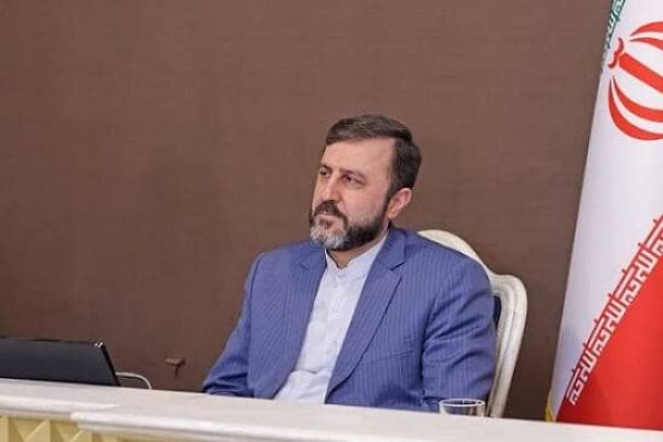 إيران جاهزون للدفاع عن البلاد وحماية أراضيها وجزرها إيران جاهزون للدفاع عن البلاد وحماية أراضيها وجزرها