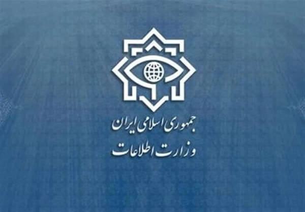 إيران تفكيك 3 خلايا إرهابية واعتقال 10 عناصر ومقتل اثنين