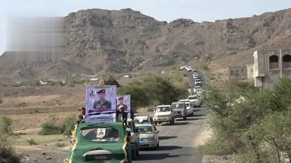 تشييع جثمان الشهيد أحمد شملان في محافظة صنعاء تشييع جثمان الشهيد أحمد شملان في محافظة صنعاء