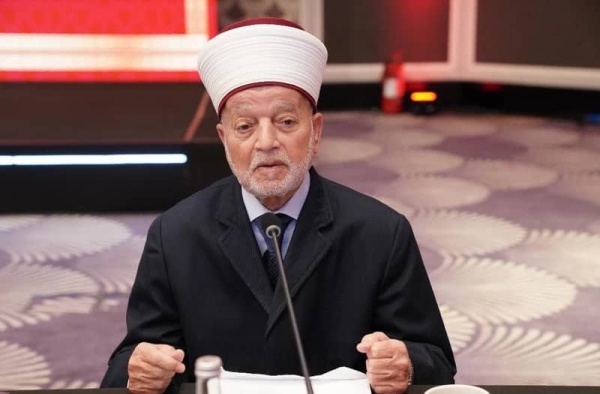 مفتي فلسطين إحراق مسجد في مخماس تصعيد خطير في إرهاب المستوطنين مفتي فلسطين إحراق مسجد في مخماس تصعيد خطير في إرهاب المستوطنين