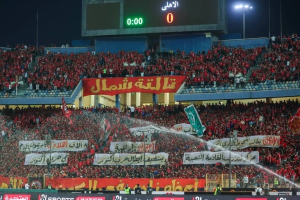 الأهلي والزمالك ي غر مان 100 ألف جنيه بسبب سباب الجماهير الأهلي والزمالك ي غر مان 100 ألف جنيه بسبب سباب الجماهير
