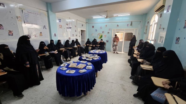 تأهيل 20 متدربة في الصناعات الغذائية والمعجنات بالحديدة