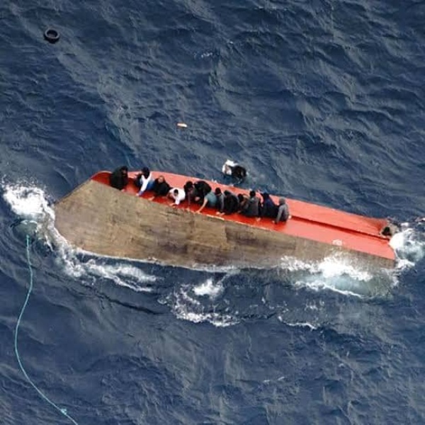 مصرع 139 مهاجر ا وفقدان 84 إثر انقلاب قارب قبالة سواحل جيبوتي مصرع 139 مهاجر ا وفقدان 84 إثر انقلاب قارب قبالة سواحل جيبوتي