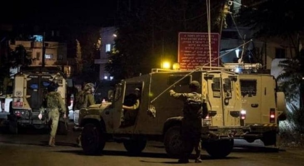 العدو الإسرائيلي يدهس 3 فلسطينيين ويصيب آخرين في جنين ورام الله العدو الإسرائيلي يدهس 3 فلسطينيين ويصيب آخرين في جنين ورام الله