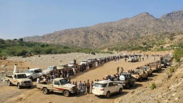 وقفة مسلحة لقبائل بكيل المير بحجة تؤكد الجهوزية لمواجهة التصعيد بالتصعيد