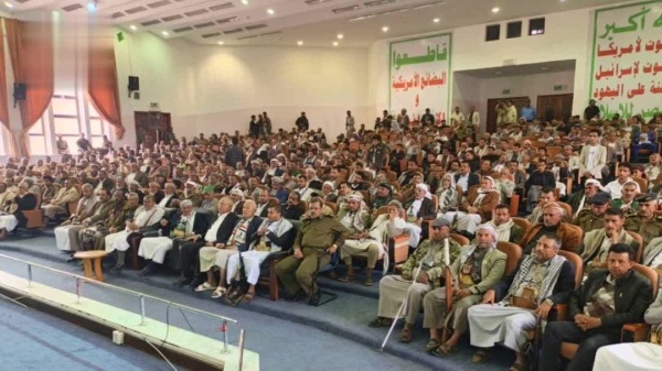 تدشين الأنشطة والزيارات الميدانية لأسر وروضات الشهداء في ذمار تدشين الأنشطة والزيارات الميدانية لأسر وروضات الشهداء في ذمار