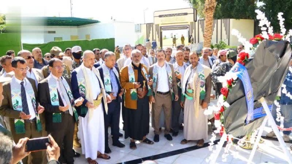 نائب وزير الاتصالات يزور أضرحة الشهداء الصماد والرهوي والغماري ويفتتح معرض صور شهداء الاتصالات نائب وزير الاتصالات يزور أضرحة الشهداء الصماد والرهوي والغماري ويفتتح معرض صور شهداء الاتصالات