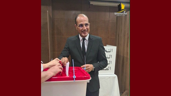 مهدي الفريخة رئيسا للهيئة المديرة للنادي الرياضي الصفاقسي 2026 2028 مهدي الفريخة رئيسا للهيئة المديرة للنادي الرياضي الصفاقسي 2026 2028