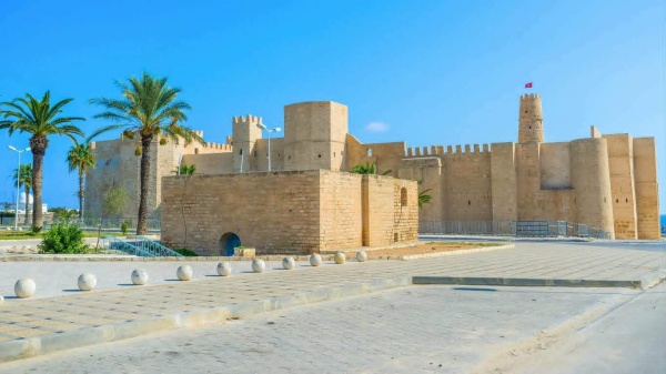 توقعات الرصد الجوي بداية ارتفاع في الحرارة مع ظهور الشهيلي