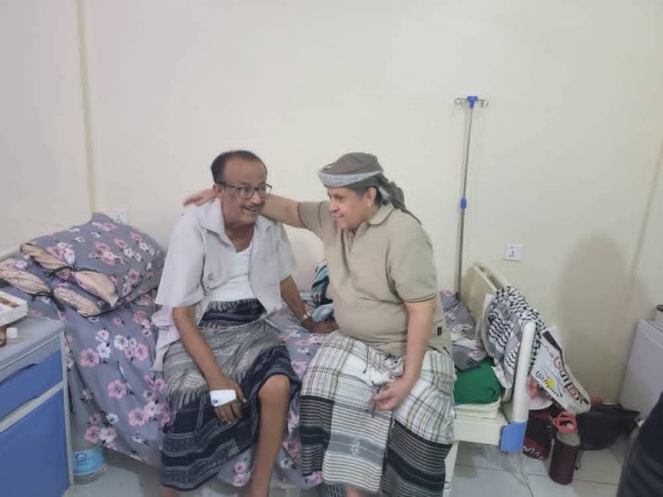 الحالمي يطمئن على صحة المناضل اللواء ناصر النوبة ويؤكد اهتمام المجلس الانتقالي برموز الثورة الجنوبية الحالمي يطمئن على صحة المناضل اللواء ناصر النوبة ويؤكد اهتمام المجلس الانتقالي برموز الثورة الجنوبية