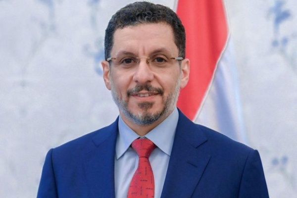 أحمد عوض بن مبارك يكشف أسرار لقاءاته الخمسة بزعيم الحوثيين عبدالملك الحوثي فيديو للمقابلة