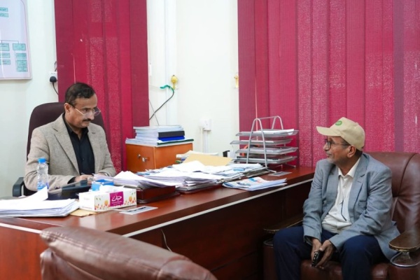 المحافظ بن الوزير يط لع على نتائج النزول الميداني ويؤكد أهمية ترسيخ الانضباط الوظيفي المحافظ بن الوزير يط لع على نتائج النزول الميداني ويؤكد أهمية ترسيخ الانضباط الوظيفي